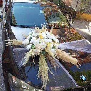 Beyaz Gül Ve Pampas Detaylı Bohem Gelin Arabası Süslemesi
