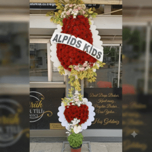 Kırmızı Gerbera ve Beyaz Antoryum Detaylı Çift Katlı Tören Çelengi